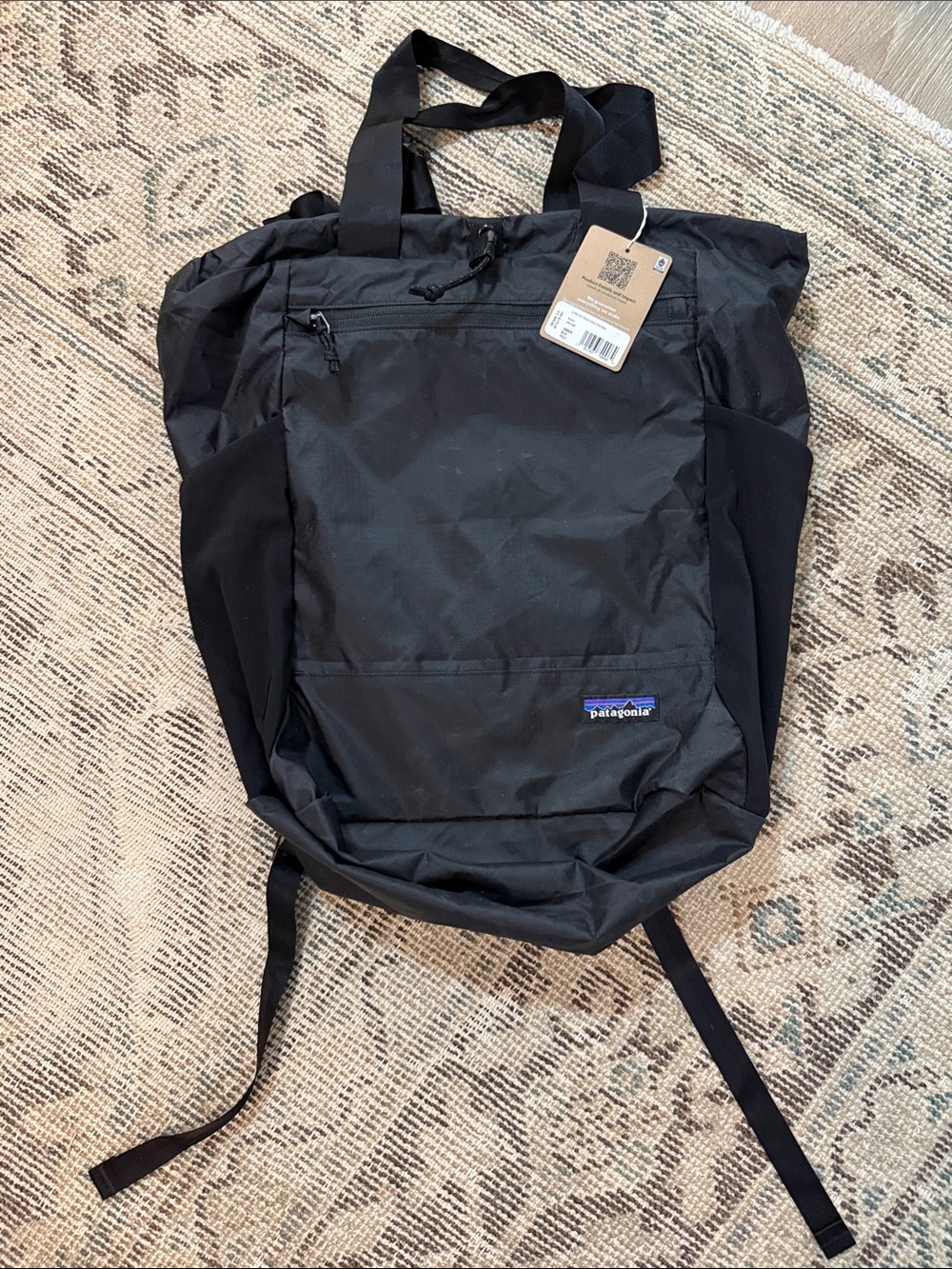 Patagonia Ultralight Black Hole Tote Pack 27L Black Backpack NWT